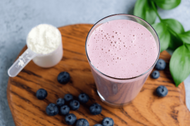 Smoothie proteic cu seminte de canepa